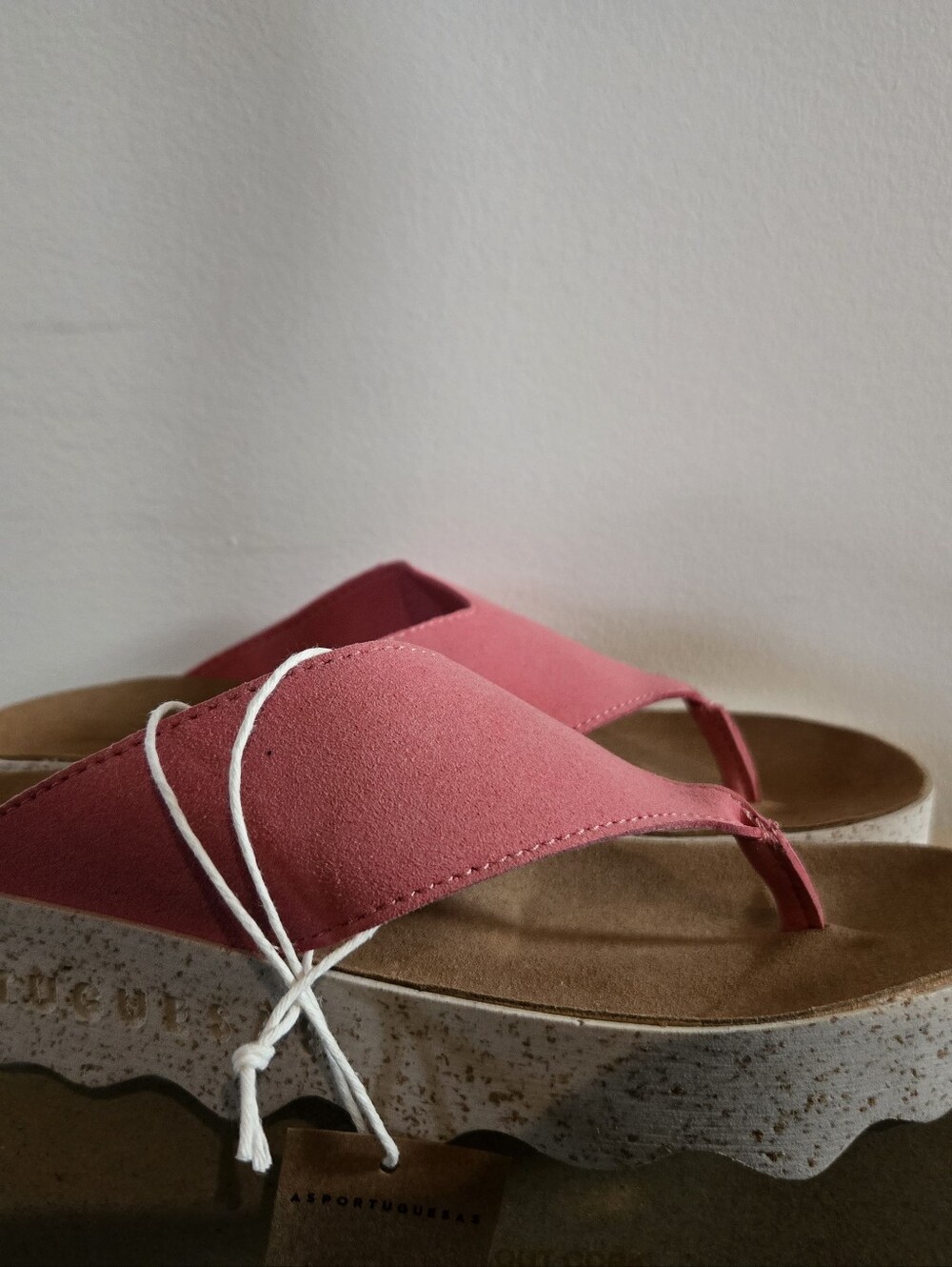 Asportuguesa Women's Coral Platform Thong Sandals